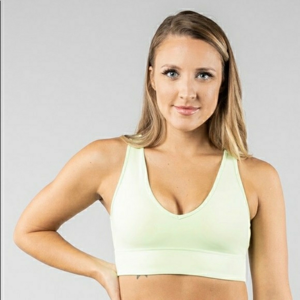 Buffbunny Maraschino sports bra